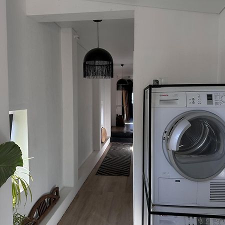 White Door Apartments Heart Of Odessa 1 Luaran gambar