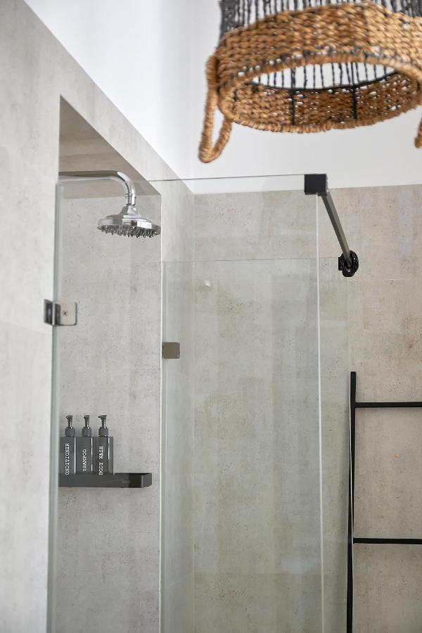 White Door Apartments Heart Of Odessa 1 Luaran gambar