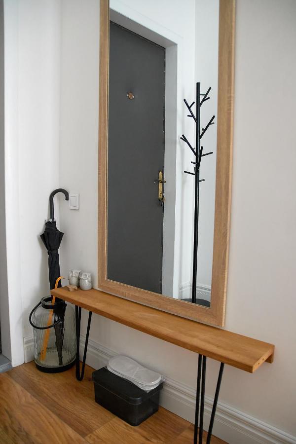 White Door Apartments Heart Of Odessa 1 Luaran gambar