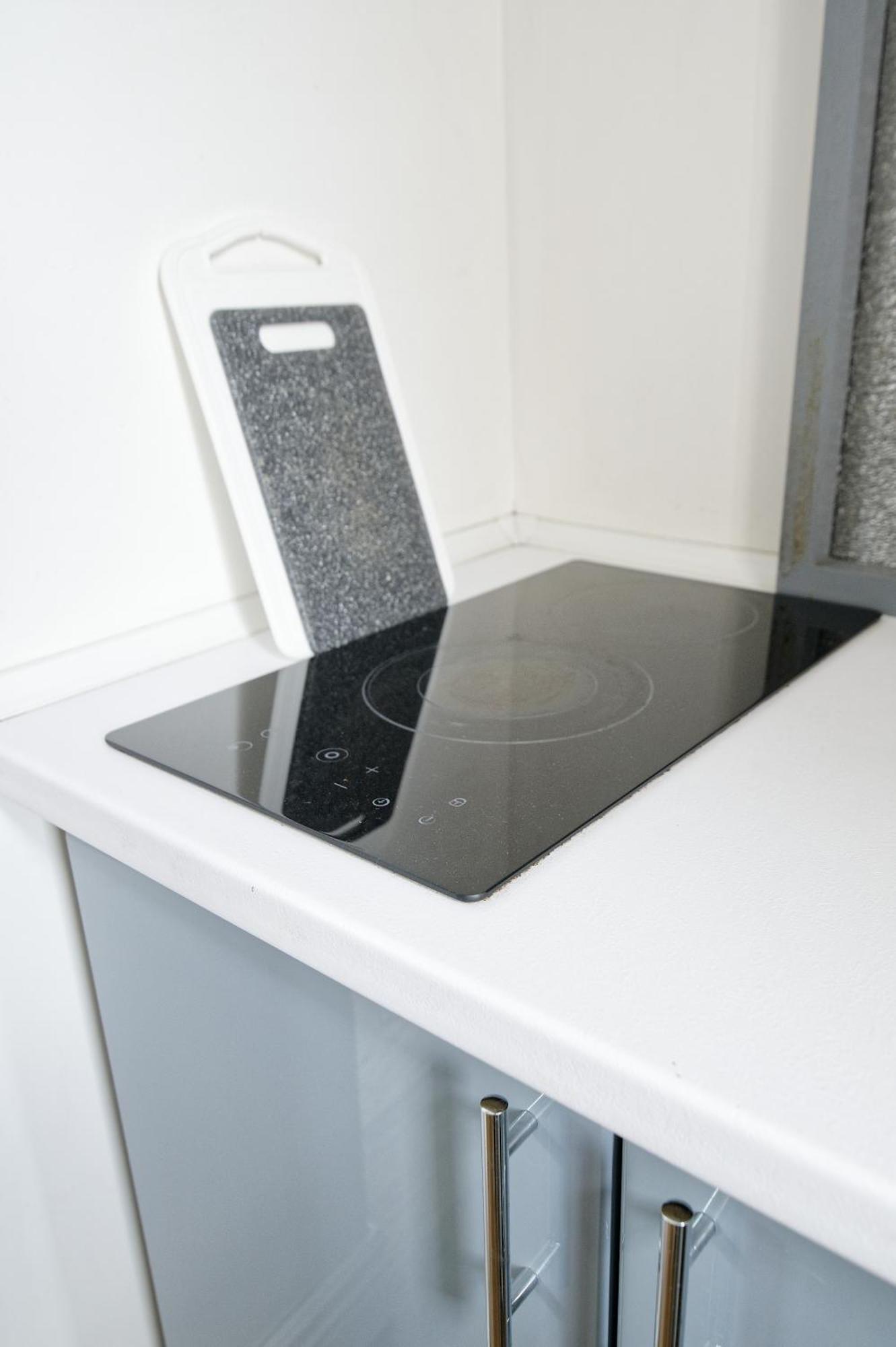 White Door Apartments Heart Of Odessa 1 Luaran gambar