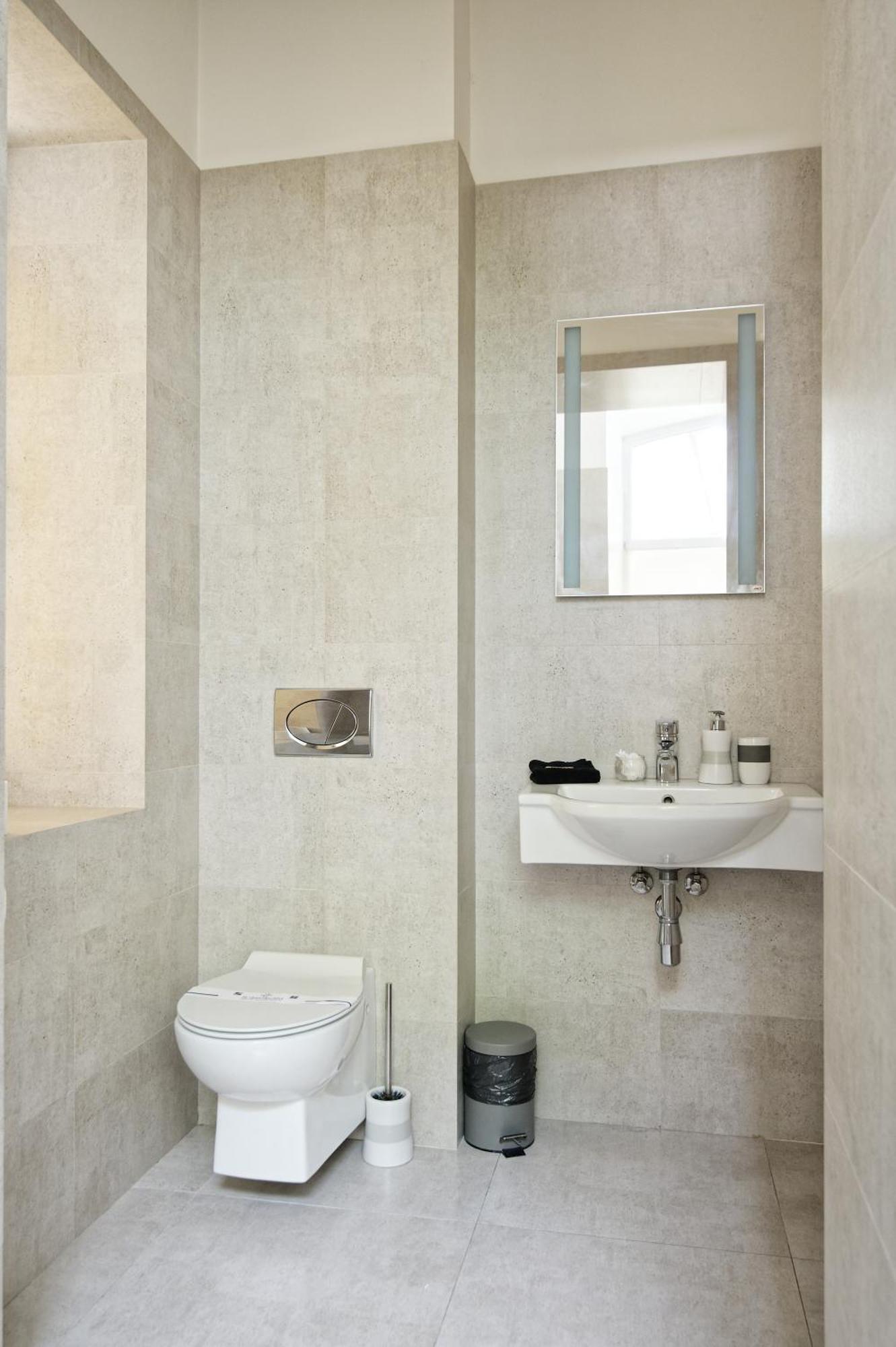 White Door Apartments Heart Of Odessa 1 Luaran gambar