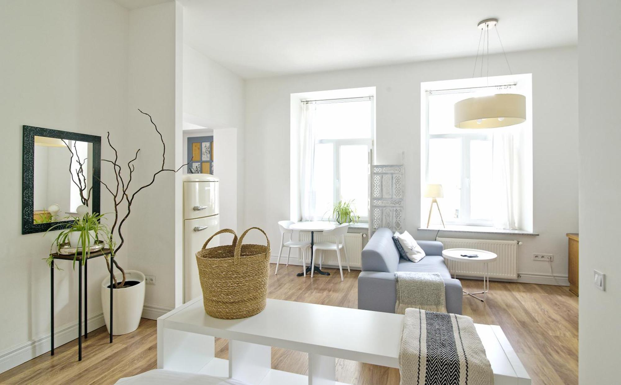 White Door Apartments Heart Of Odessa 1 Luaran gambar
