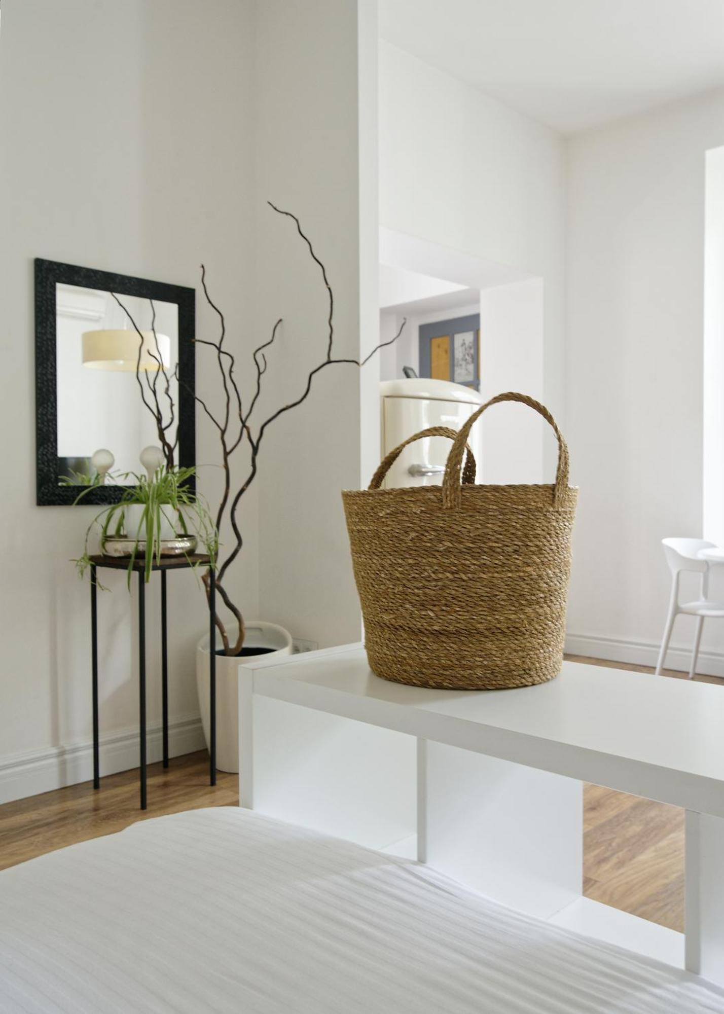 White Door Apartments Heart Of Odessa 1 Luaran gambar